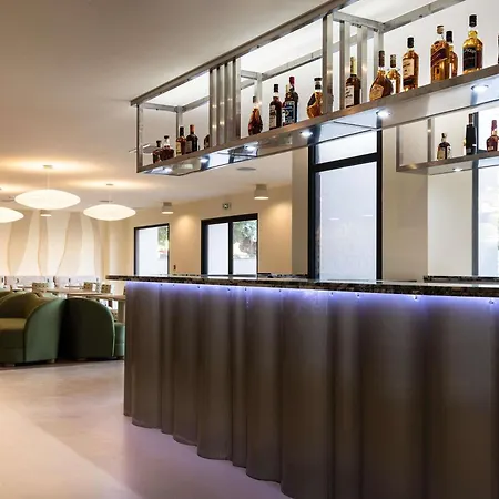 Hotel & Kasano - Handwritten Collection