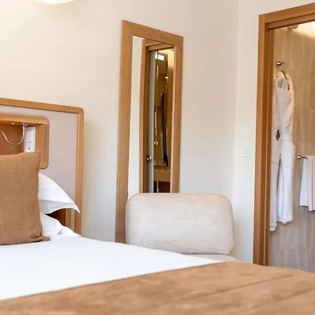 Ξενοδοχείο & Kasano - Handwritten Collection