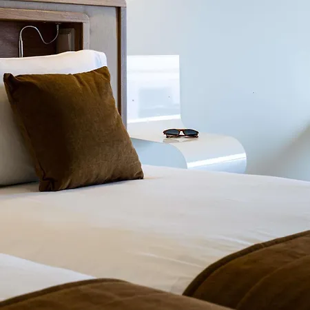 فندق & Kasano - Handwritten Collection