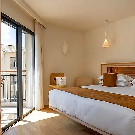 & Kasano - Handwritten Collection Hotel