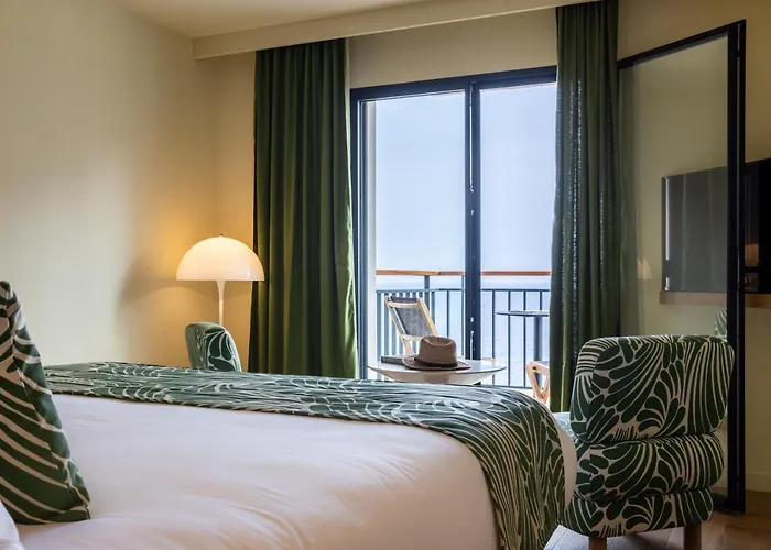 Hotel & Kasano - Handwritten Collection 4*