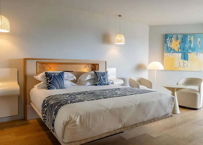 Hotel & Kasano - Handwritten Collection 4*