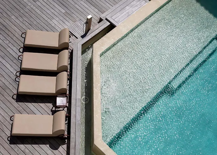 Hotel & Kasano - Handwritten Collection